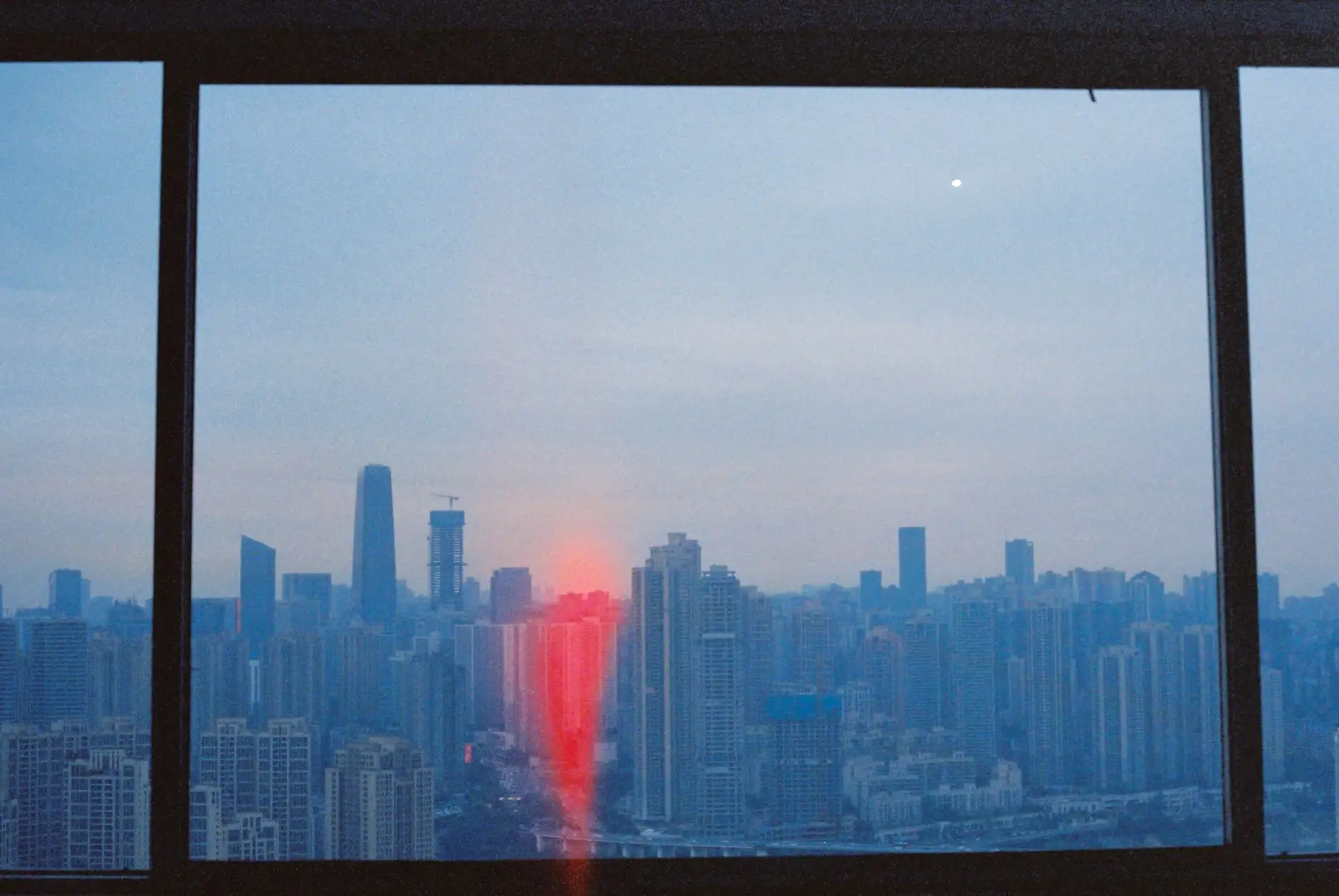 感应灯具与无线控制方案在智慧建筑中的节能应用案例分析
