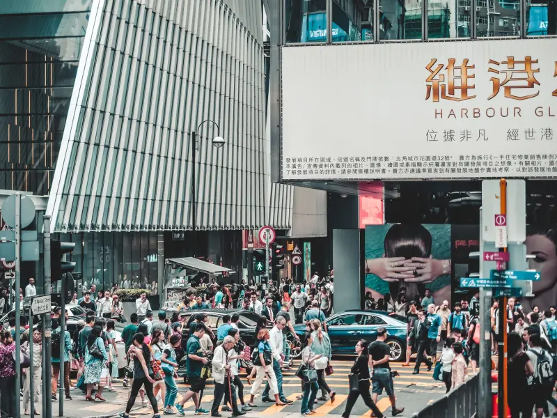 感应灯具与无线控制方案对比：高端住宅照明系统如何选择